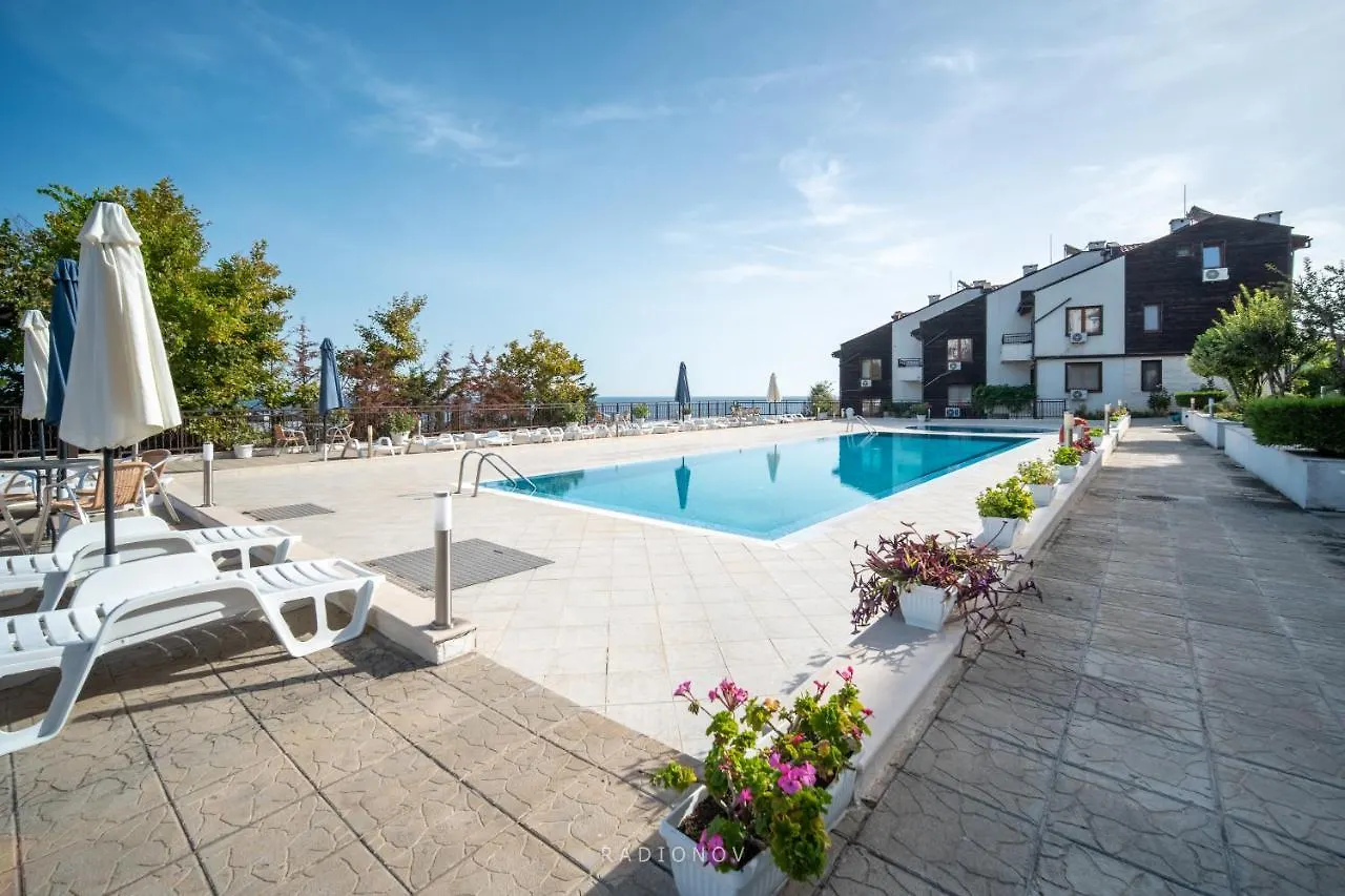 Apolon Complex Aparthotel Sozopol 3*,