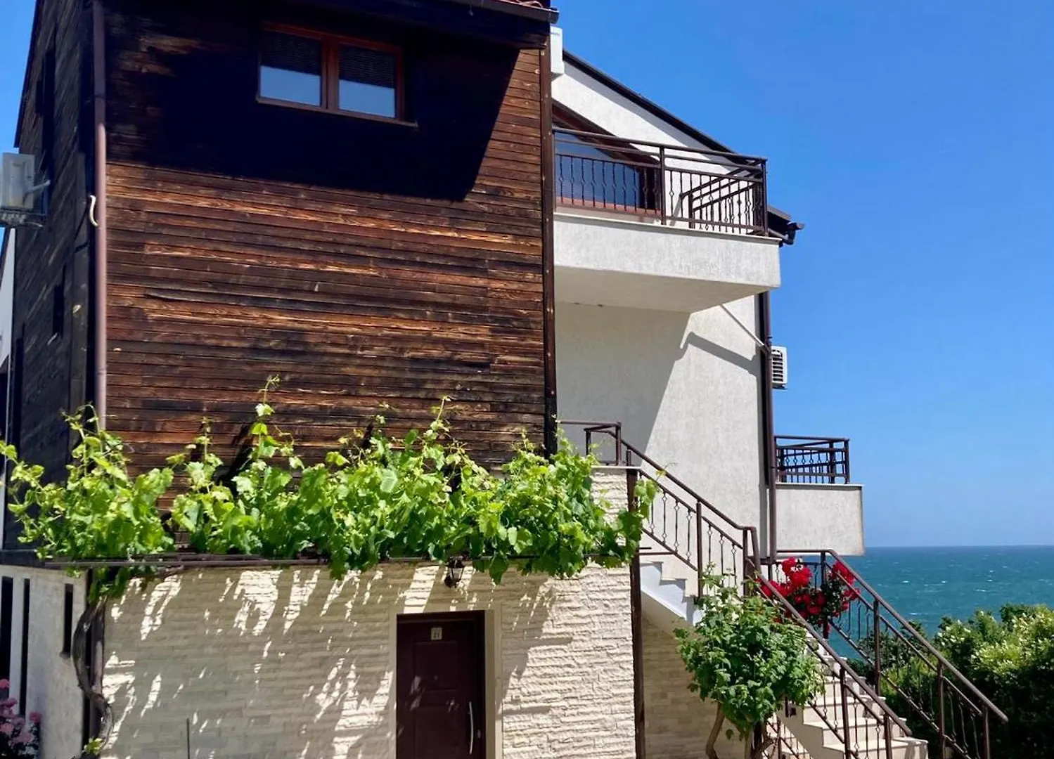Apolon Complex Aparthotel Sozopol Bulgaria
