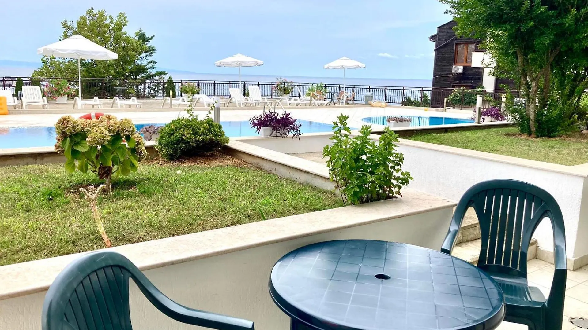 Apolon Complex Aparthotel Sozopol 3*,