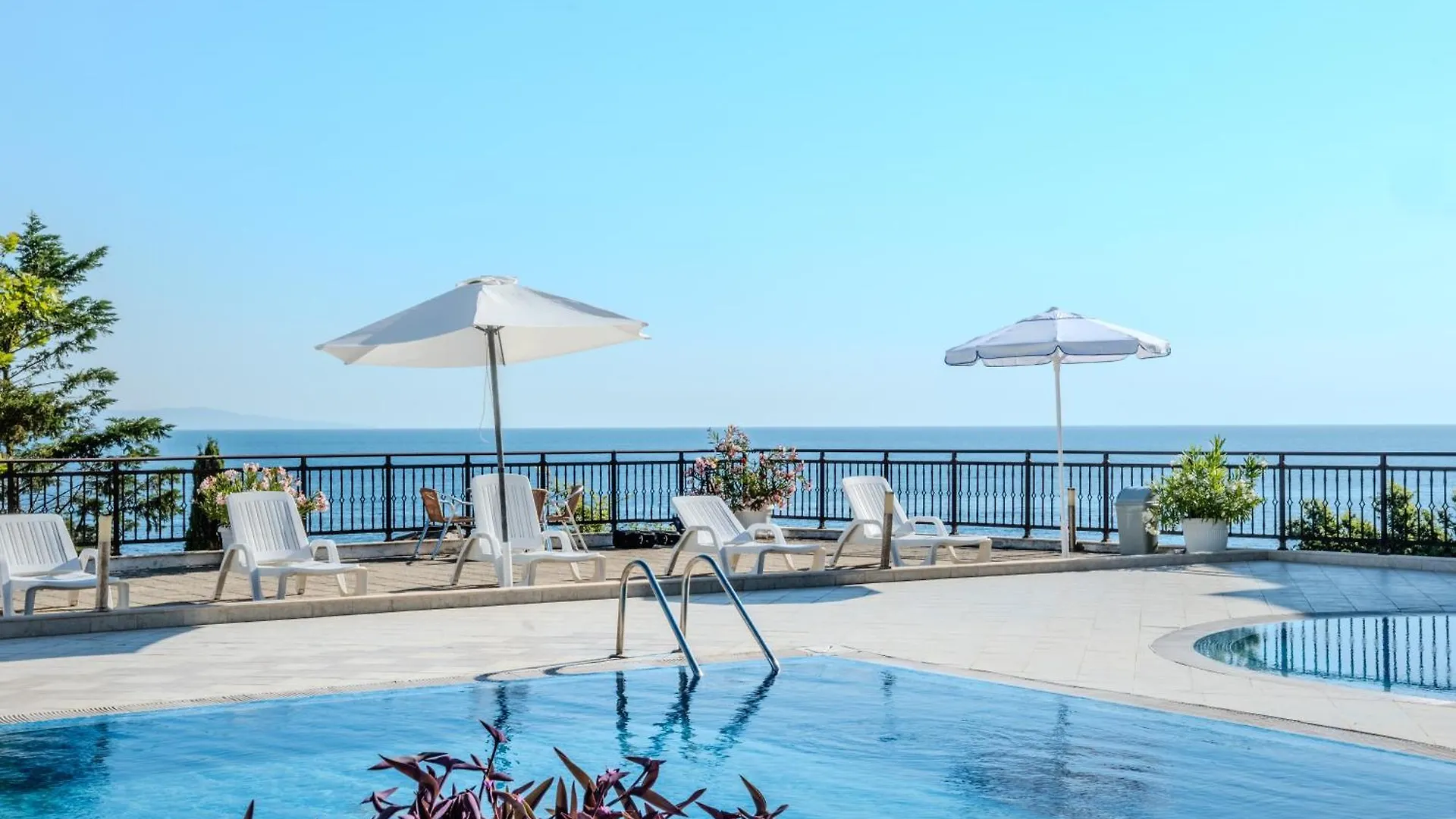 Apolon Complex Aparthotel Sozopol